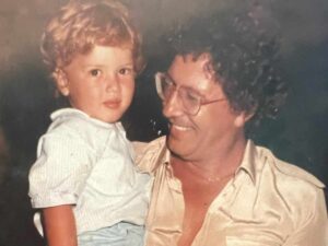 Peppino Di Capri col figlio Edoardo in braccio